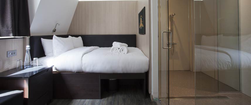 The Z Hotel Victoria - Accessible Room The Z Hotel Victoria - Accessible Room