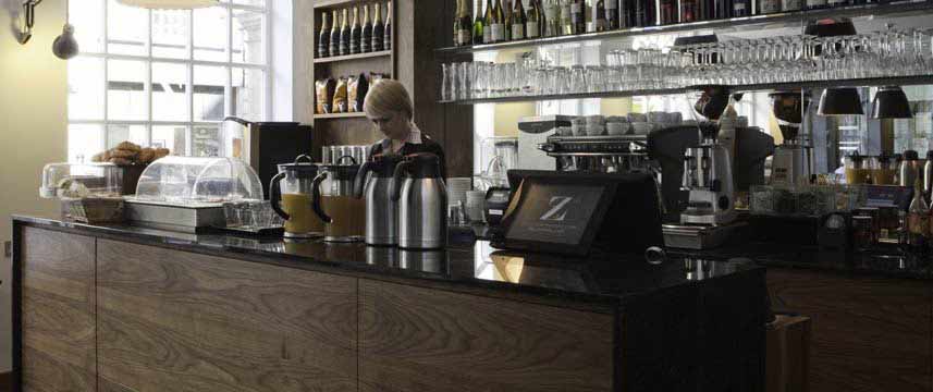 The Z Hotel Victoria - Bar Area The Z Hotel Victoria - Bar Area