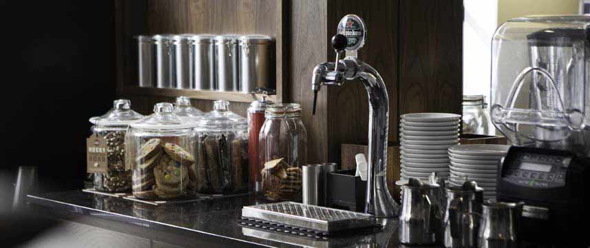 The Z Hotel Victoria - Breakfast Bar The Z Hotel Victoria - Breakfast Bar