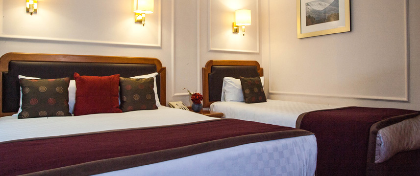 Thistle Inverness - Family Room