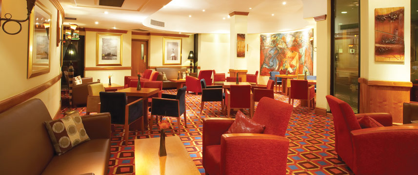 Thistle Liverpool Bar Area