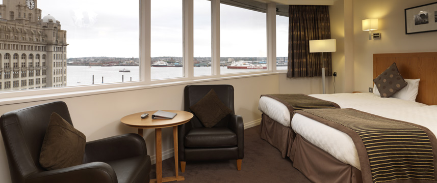 Thistle Liverpool Twin Room