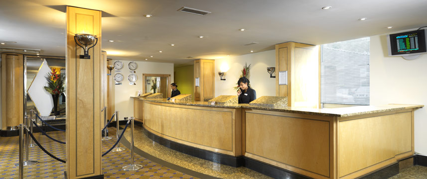 Thistle London Heathrow Reception Thistle London Heathrow Reception