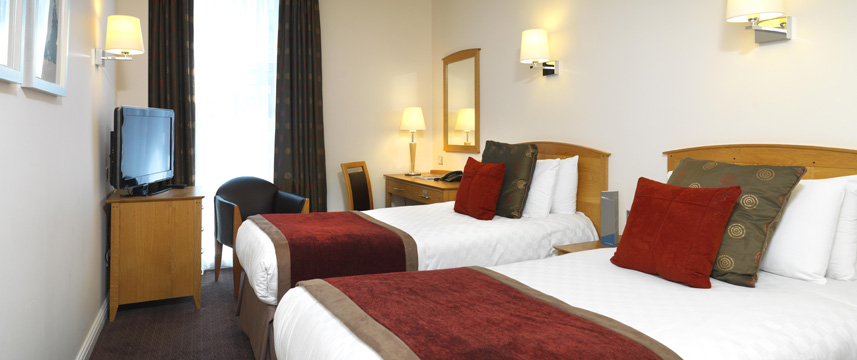 Thistle Manchester Twin Room Thistle Manchester Twin Room