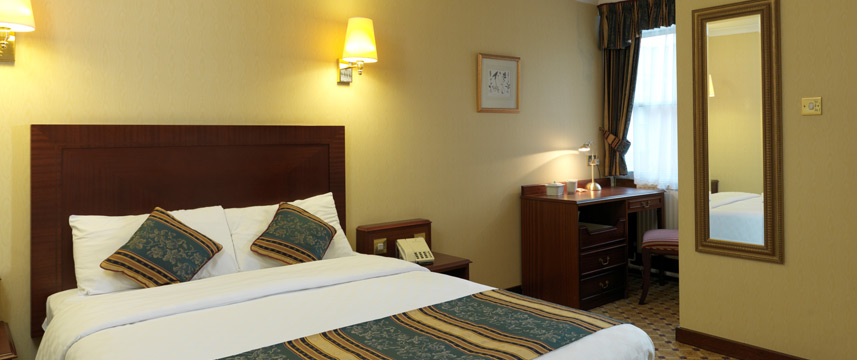 Thistle St Albans , The Noke Double