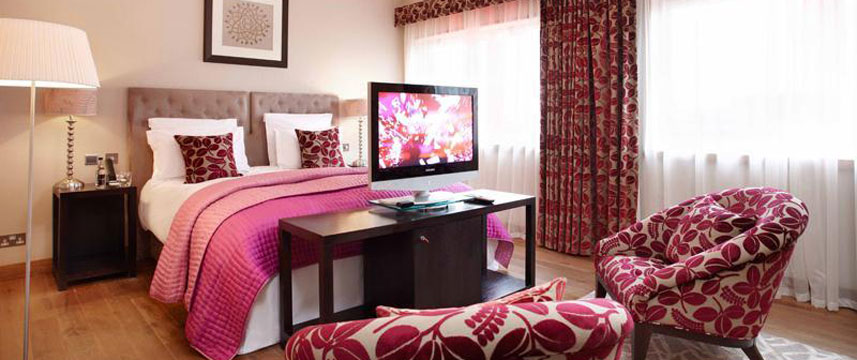 Tigerlily - Double Bedroom Tigerlily - Double Bedroom