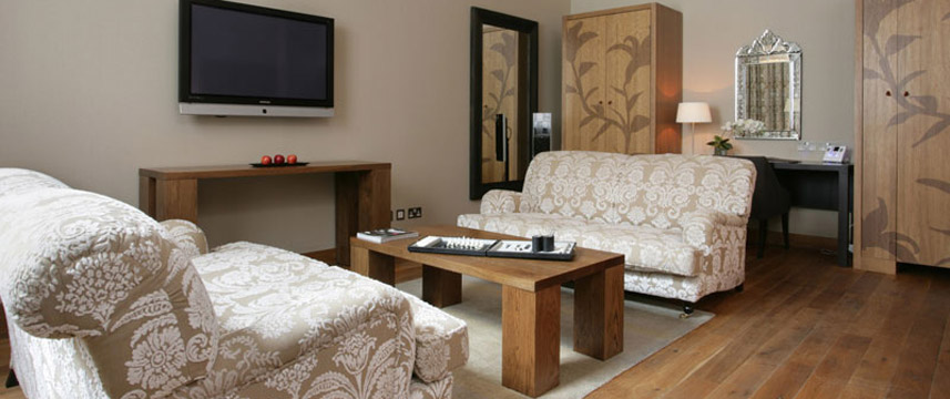 Tigerlily - Junior Suite Seating Tigerlily - Junior Suite Seating