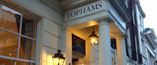 Tophams Hotel - Entrance Tophams Hotel - Entrance