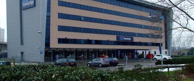 Travelodge City Airport Outside