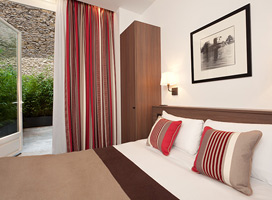 Val Girard Hotel