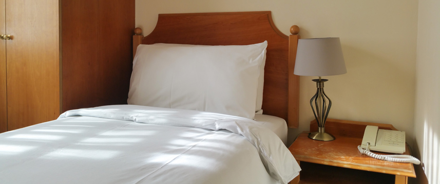 Victor Hotel - Single Bed