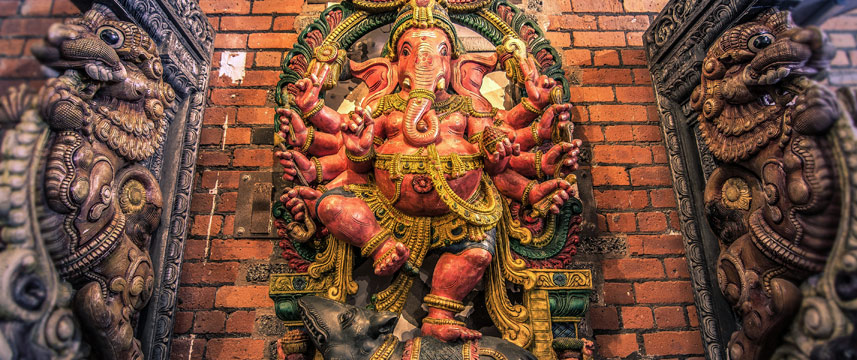 Victoria Warehouse Hotel - Bar Decor