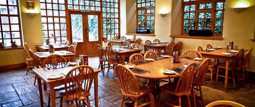 Victorian House Hotel - Breakfast Room Victorian House Hotel - Breakfast Room