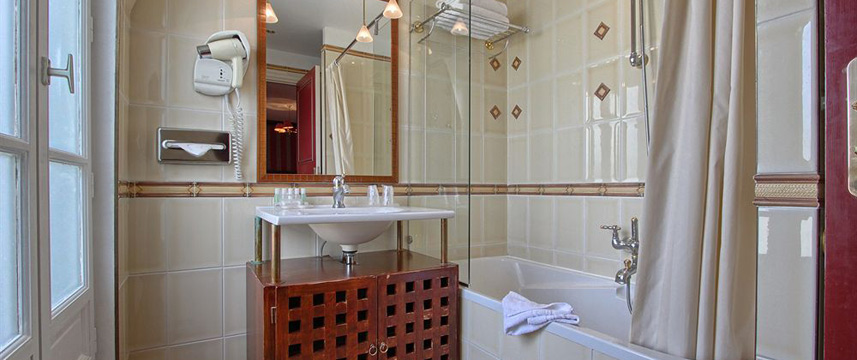 Villa Pantheon - Bathroom