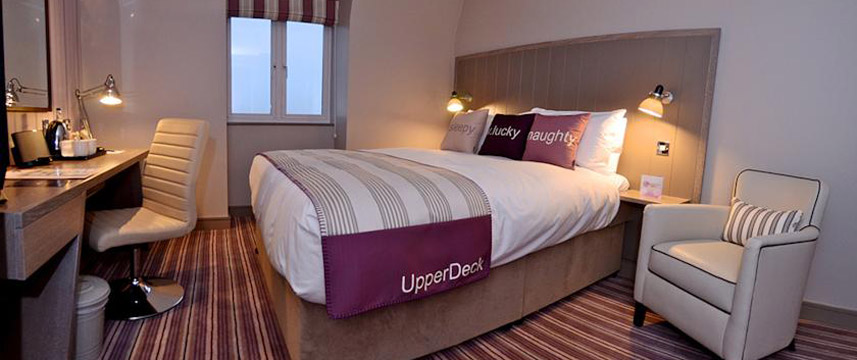 Village Bournemouth - Double Bedroom Village Bournemouth - Double Bedroom