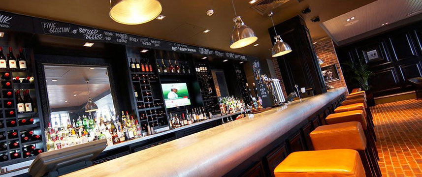 Village Coventry - Bar Village Coventry - Bar