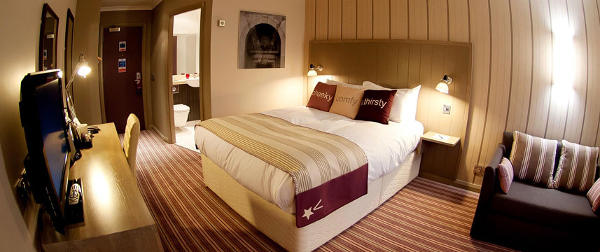 Village Coventry - Bedroom Village Coventry - Bedroom