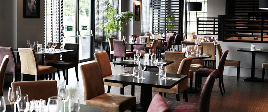 Village Coventry - Dining Area Village Coventry - Dining Area