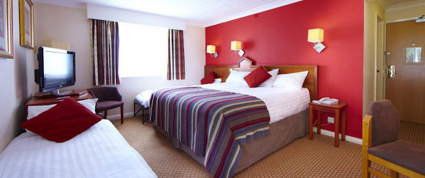 Village Coventry - Family Room Village Coventry - Family Room