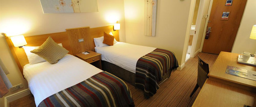 Village Coventry - Twin Room Village Coventry - Twin Room
