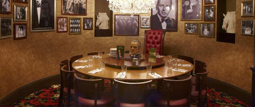 Village Newcastle - Restaurant Area Village Newcastle - Restaurant Area