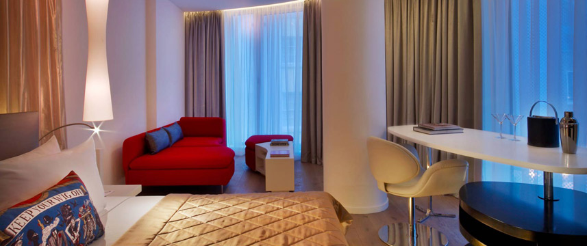 W Leicester Square Studio Suite