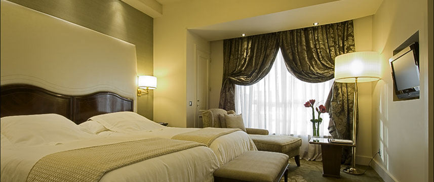 Wellington Hotel - Senior Suite Bedroom