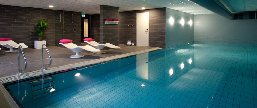 WestCord Fashion Hotel Amsterdam - Swimming Pool WestCord Fashion Hotel Amsterdam - Swimming Pool