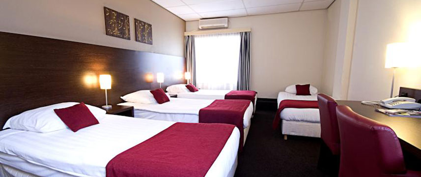 West Side Inn Amsterdam - Family Room West Side Inn Amsterdam - Family Room