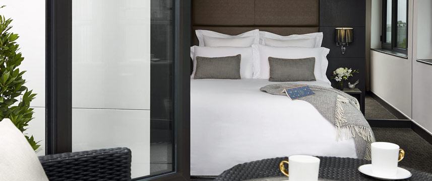 Westbridge Hotel - Deluxe Double Westbridge Hotel - Deluxe Double