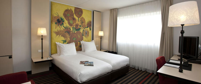 Westcord Art Hotel Amsterdam - Quad Bedroom