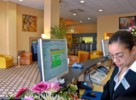 Antoinette Hotel Wimbledon