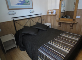 Huttons Hotel
