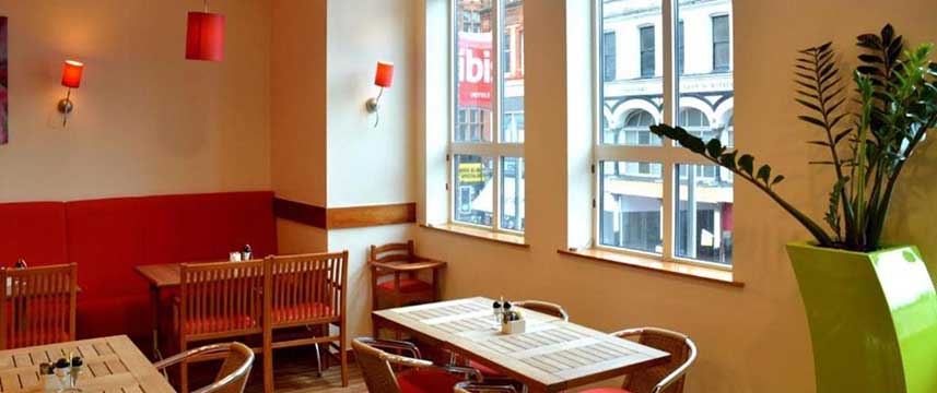 ibis Reading Centre - Breakfast Tables ibis Reading Centre - Breakfast Tables