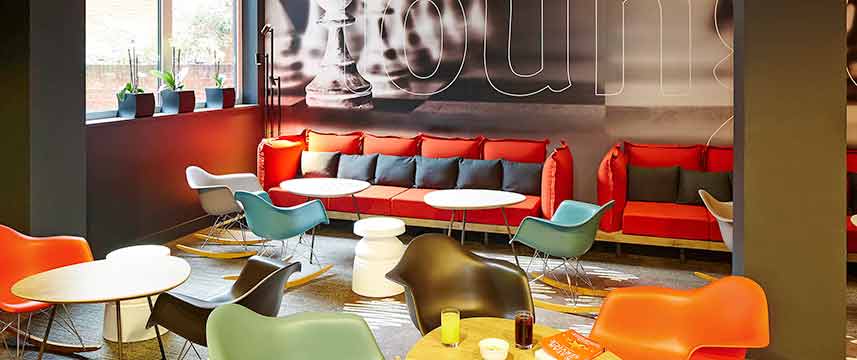 ibis Reading Centre - Lounge ibis Reading Centre - Lounge