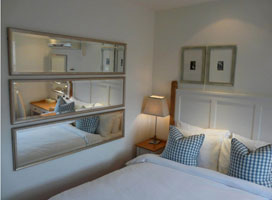 The Manor Hotel