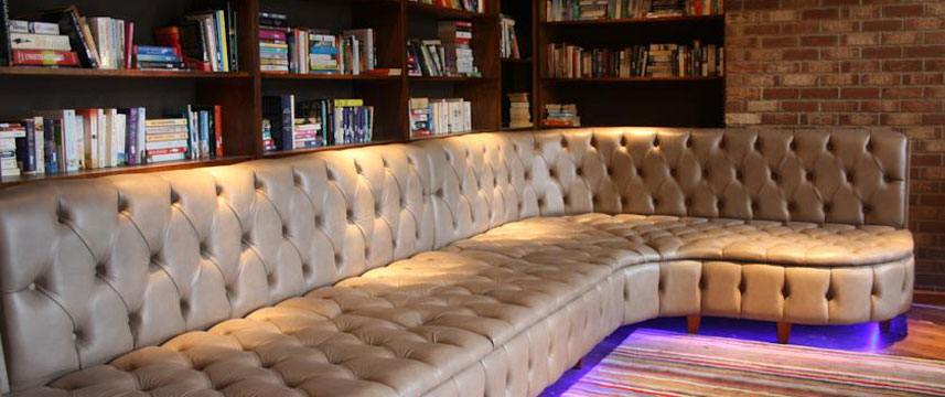 nitenite cityhotels, Birmingham - Library nitenite cityhotels, Birmingham - Library