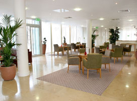 Maldron Hotel Cardiff Lane