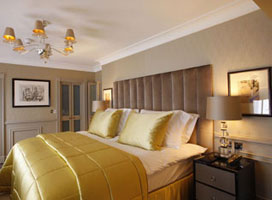 St James`s Hotel and Club