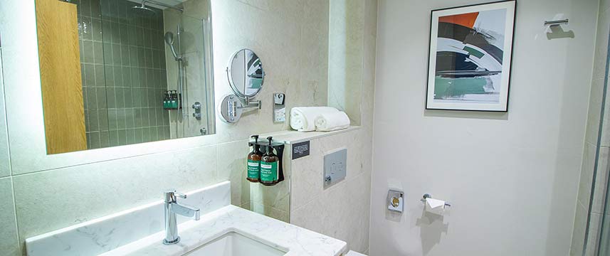 voco Rockingham Forest - Bathroom voco Rockingham Forest - Bathroom