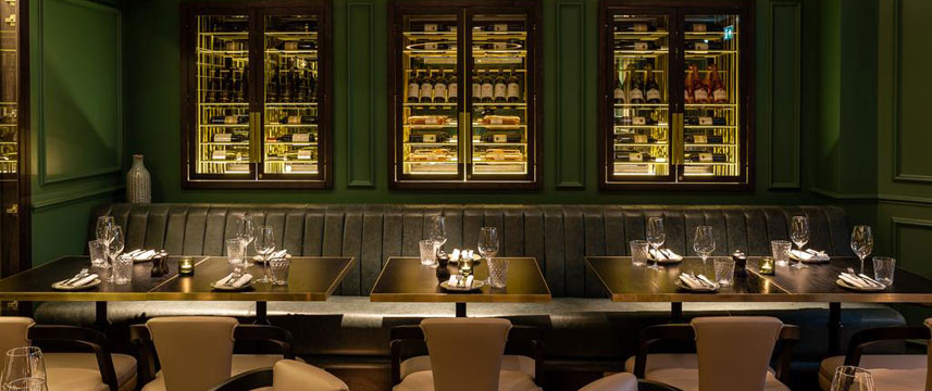 11 Cadogan Gardens - Hans Bar & Grill Tables