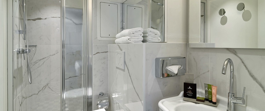 34B Standard Bathroom