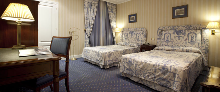 Ada Palace - Triple Room