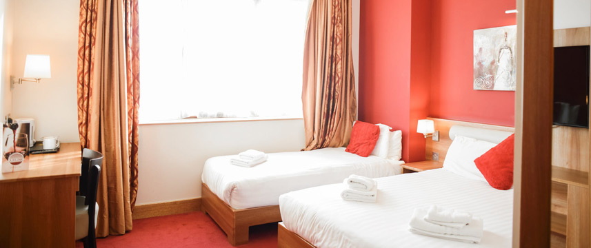 Airlink Hotel - Family Suite