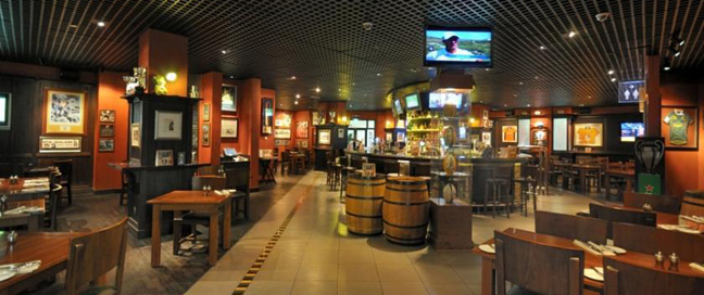 Al Manzil Hotel Bar