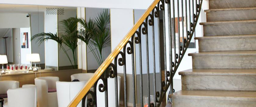 Ambassador Hotel Nice - Hallway