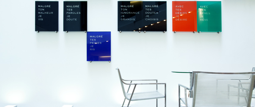 Amister Art Hotel - Wall Art