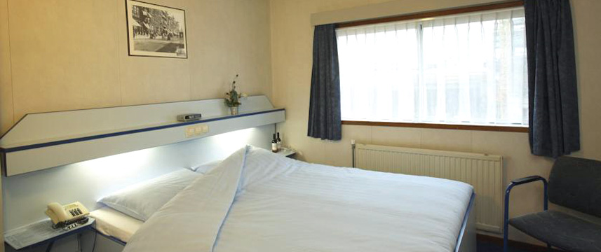 Amstel Botel - Double Bedroom