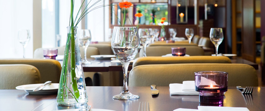 Apex European Restaurant Table