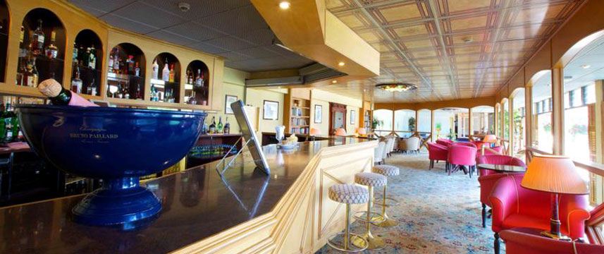 Apollo Hotel Jersey - Bar Area